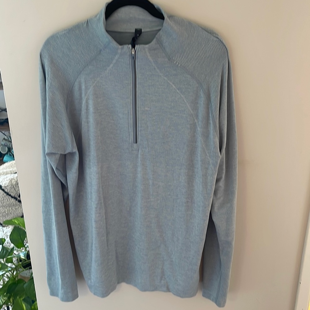 Lululemon light jacket overthrow